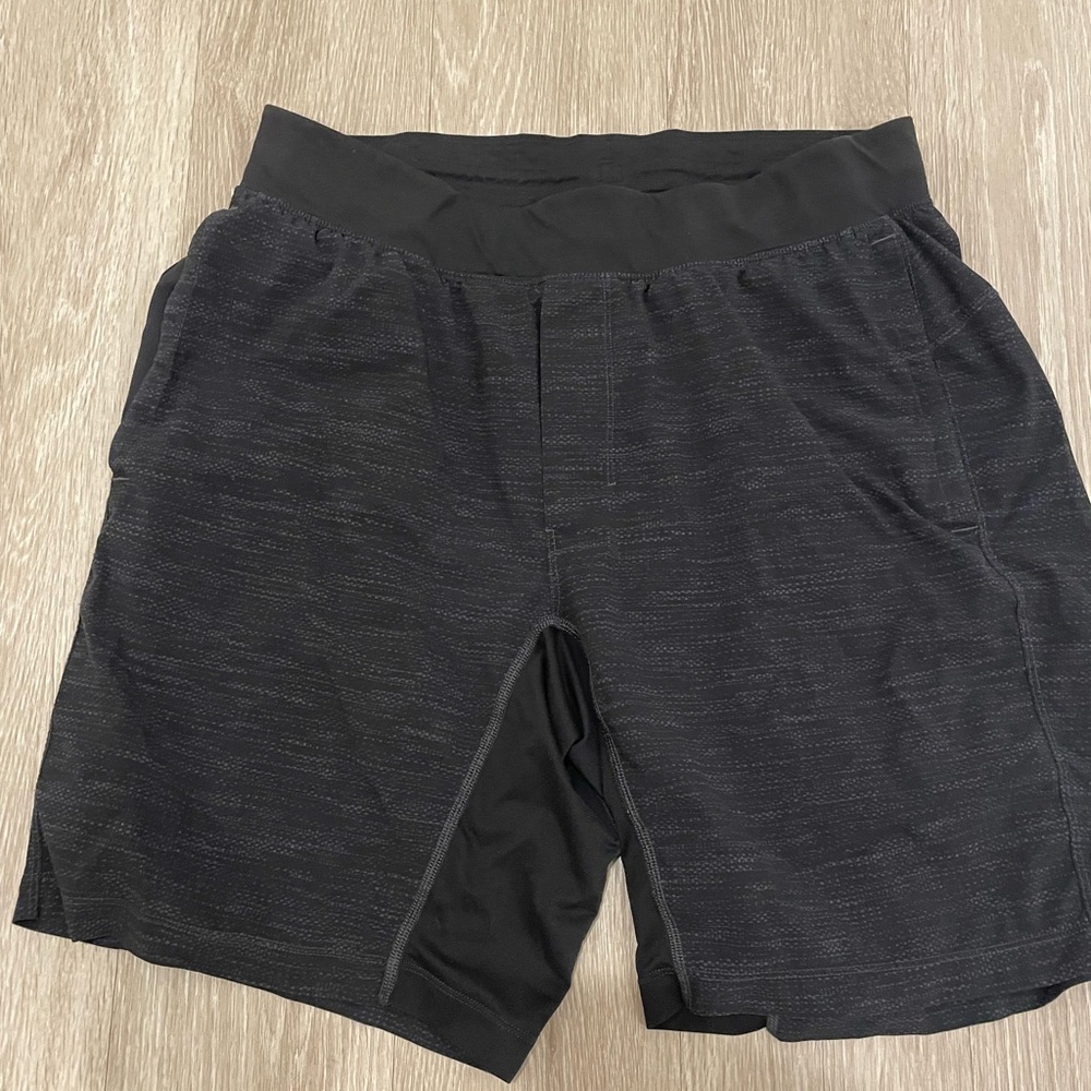 Men’s Lululemon shorts